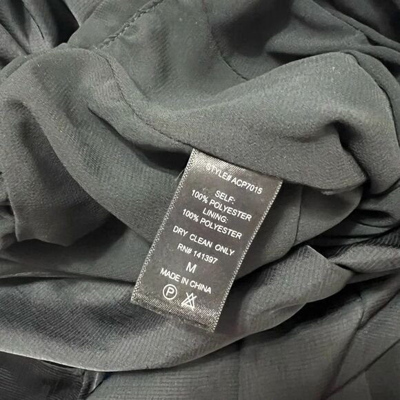 Astr Black Romper silky feeling medium v neck bow Anthropologie - Picture 13 of 16